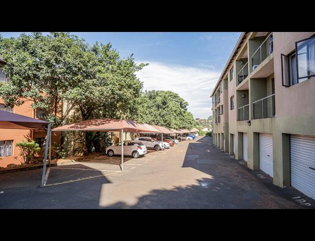 2 BEDROOM APARTMENT FOR SALE IN MONTCLAIR